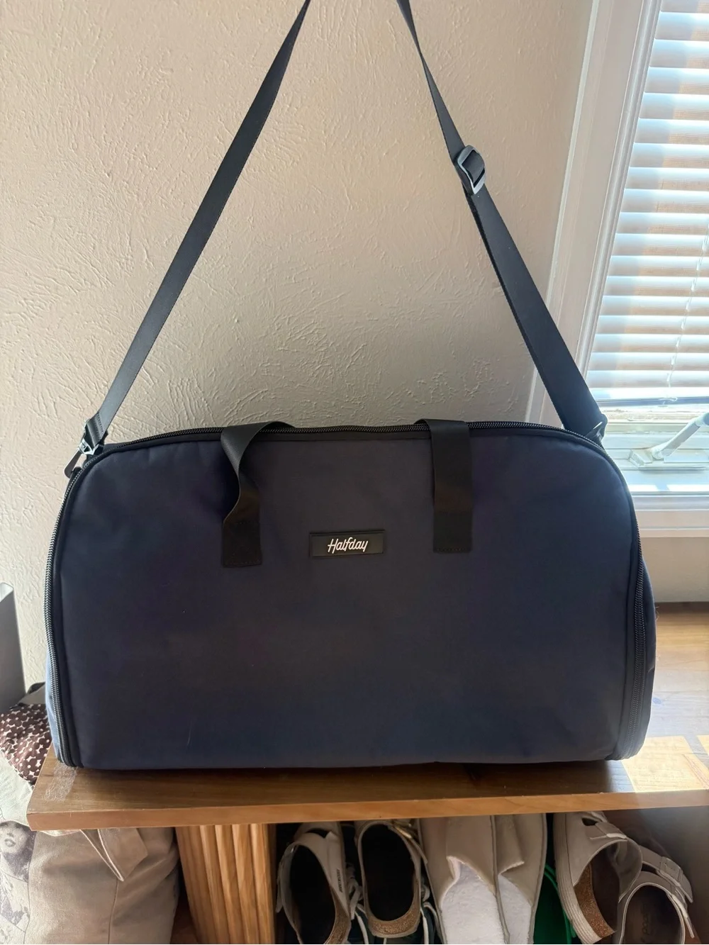 Halfday Garment Duffle in Navy 45L Capacity